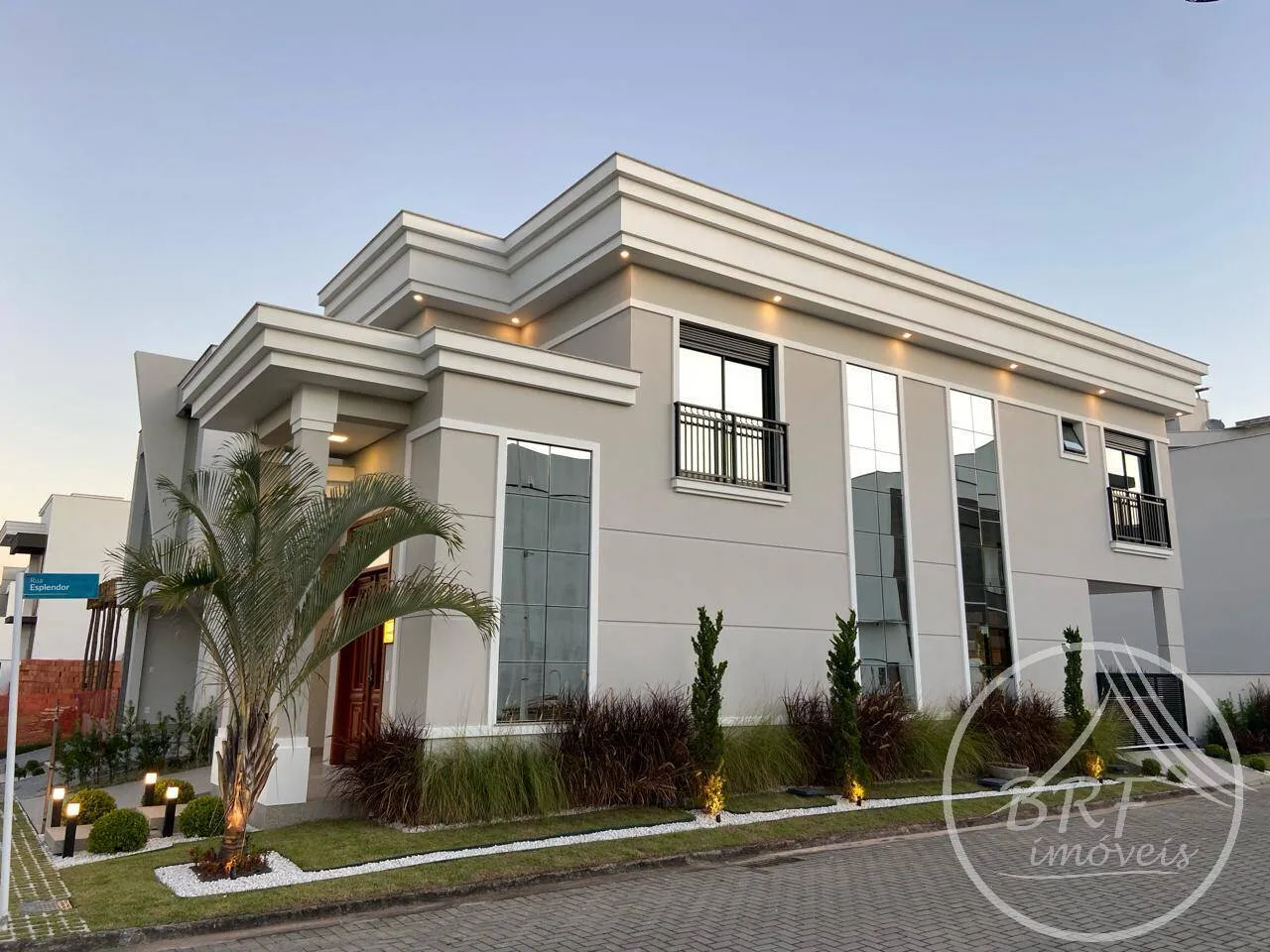 Imagem Casa Alto Padrão c/ Spa Aquecido, Deck c/Lareira e Espaço Gourmet -Biguaçu