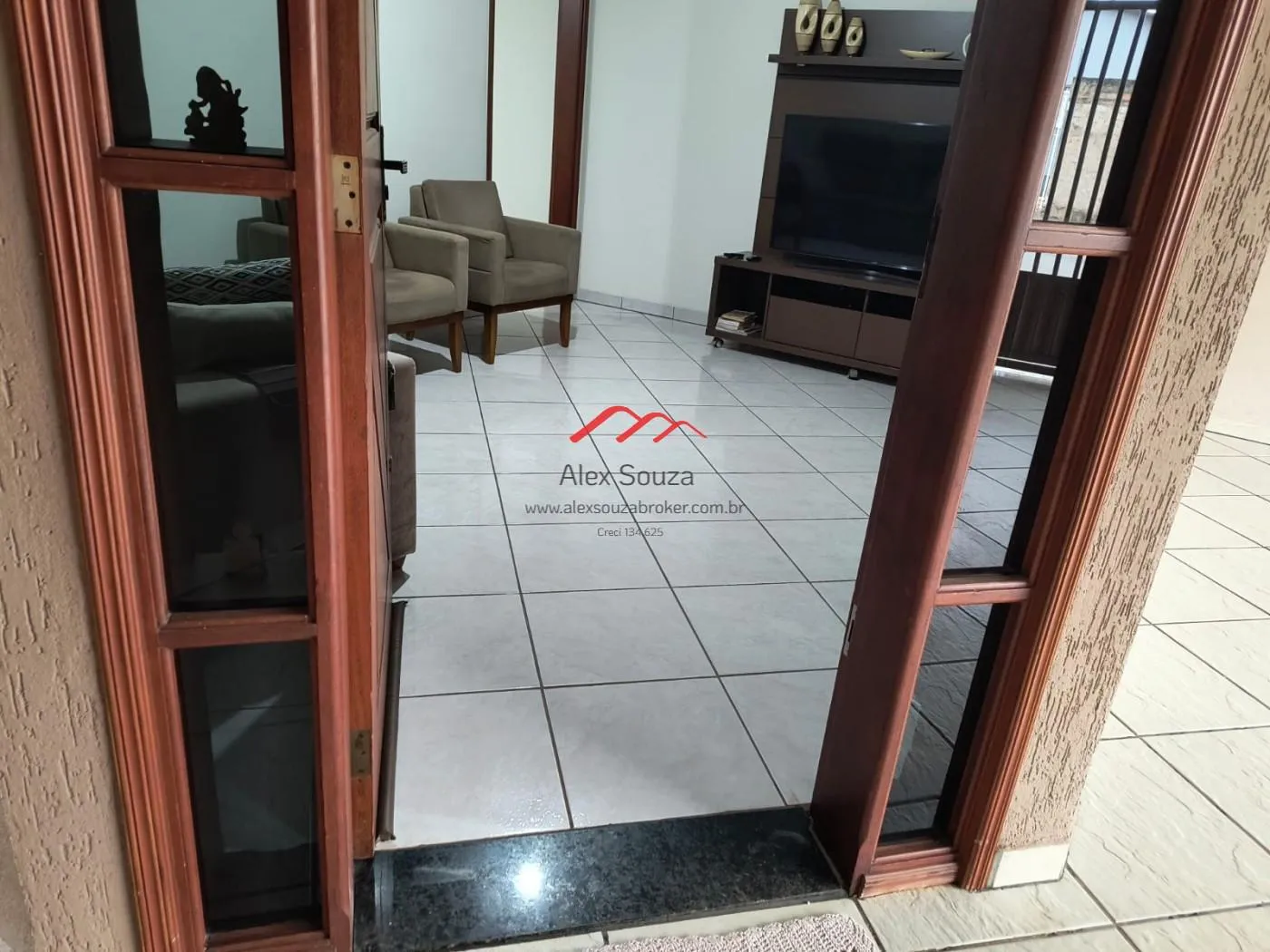 Imagem Casa para Venda em Sumaré, Jardim Macarenko, 3 dormitórios, 1 suíte, 2 banheiros, 2 vagas
