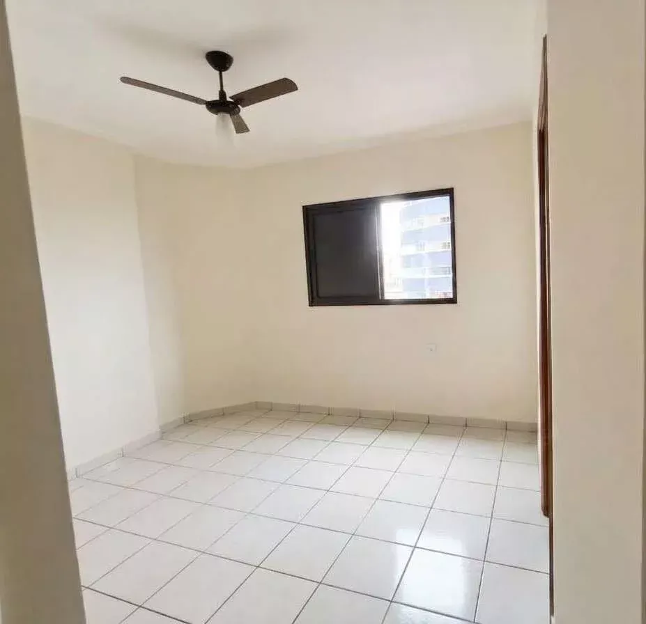 Imagem Apartamento 2 dormitórios - Vila Mirim - Praia Grande - SP