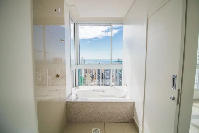 Imagem Apartamento à venda em Balneário Camboriú, Centro, com 3 quartos, 128,44m2