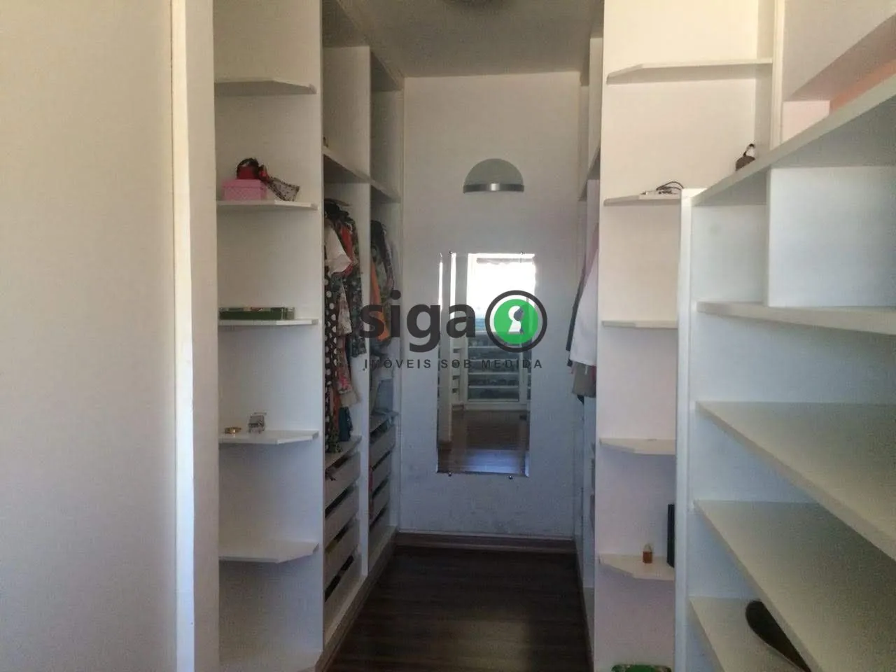 Imagem Sobrado á Venda em Santana - 470m². 6 quartos, 4 vagas, 4 salas !