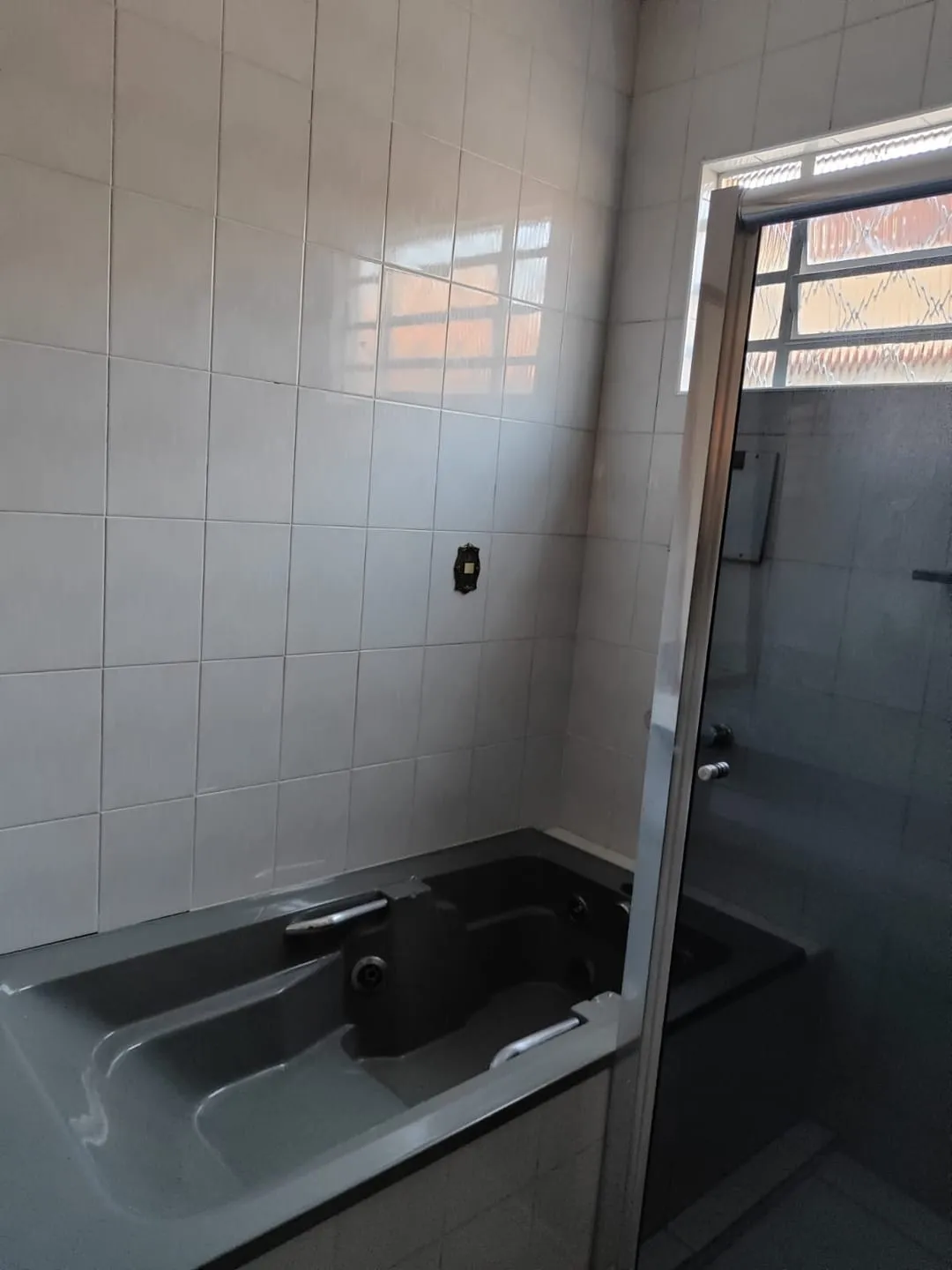Imagem Casa à venda 3 Quartos, 1 Suite, 4 Vagas, 300M², Aterrado, Tremembé - SP