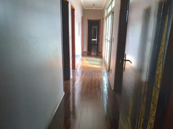 Imagem Casa Sobrado - Monte Alto - Centro - Região Central