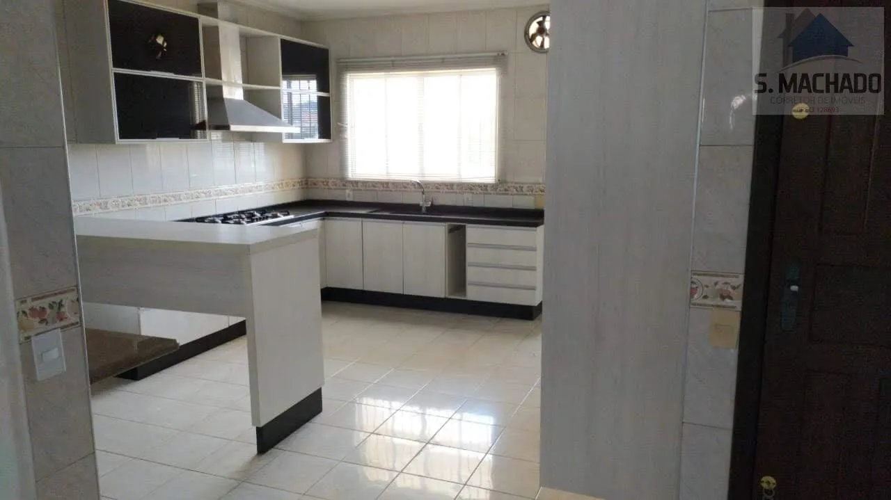 Imagem Sobrado para Venda em Santo André / SP no bairro Parque Novo Oratório