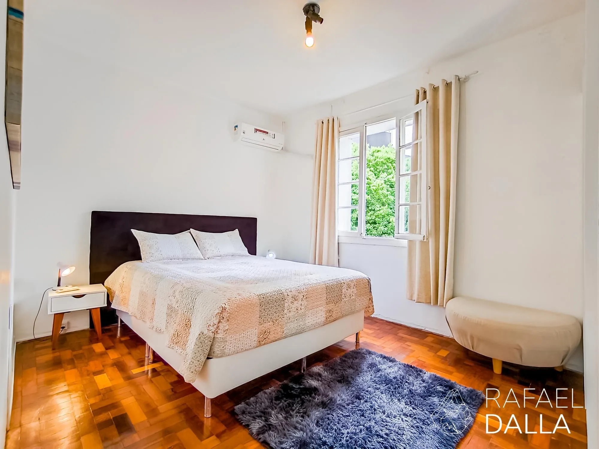 Imagem Apartamento Amplo de 3 Dormitórios na Cândido Silveira com Alta Rentabilidade