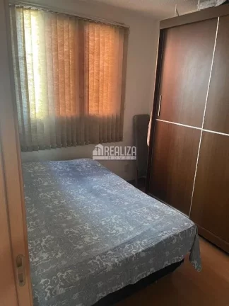 Imagem Apartamento de 2 dormitórios com móveis planejados no Condomínio Parque Austral, bairro Loteamento Reserva Ushuaia - Uberaba