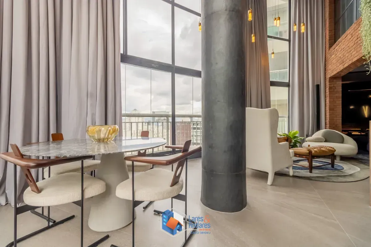 Imagem Duplex para venda em Cerqueira César com 2 quartos, sendo 2 suítes, 197m²