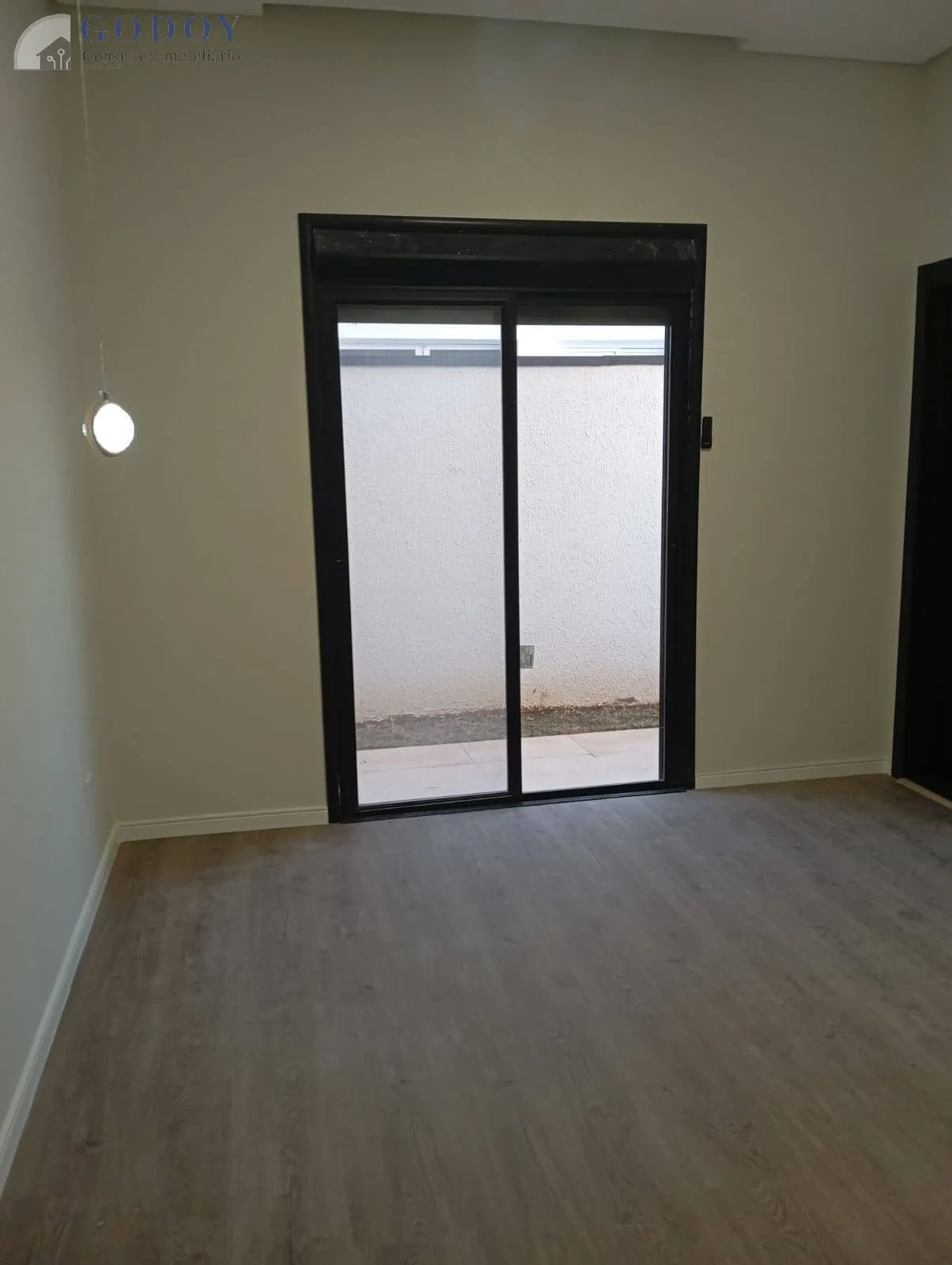 Imagem Residência Moderna com Área Gourmet, Piscina e 3 Suítes