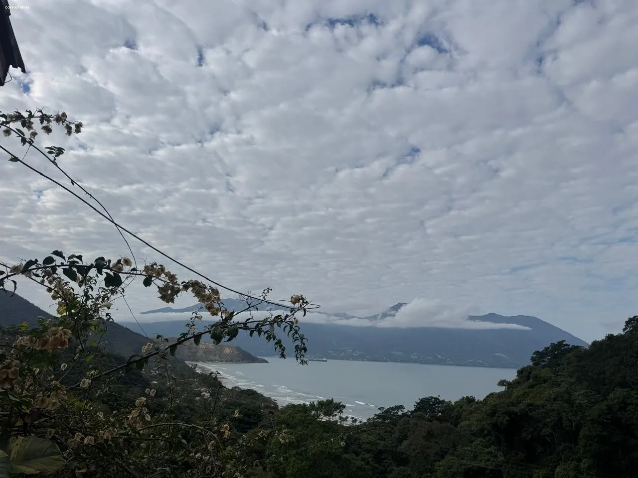 Imagem Sobrado em Condomínio para Venda em São Sebastião, Guaeca, 3 dormitórios, 3 suítes, 4 banheiros, 2 vagas