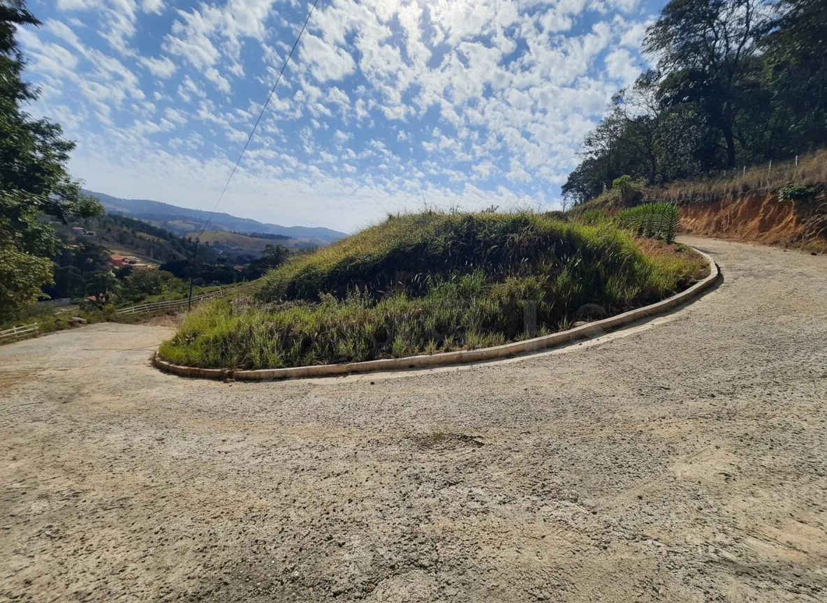 Imagem Terreno à venda em Pinheiros, Bandeira do Sul