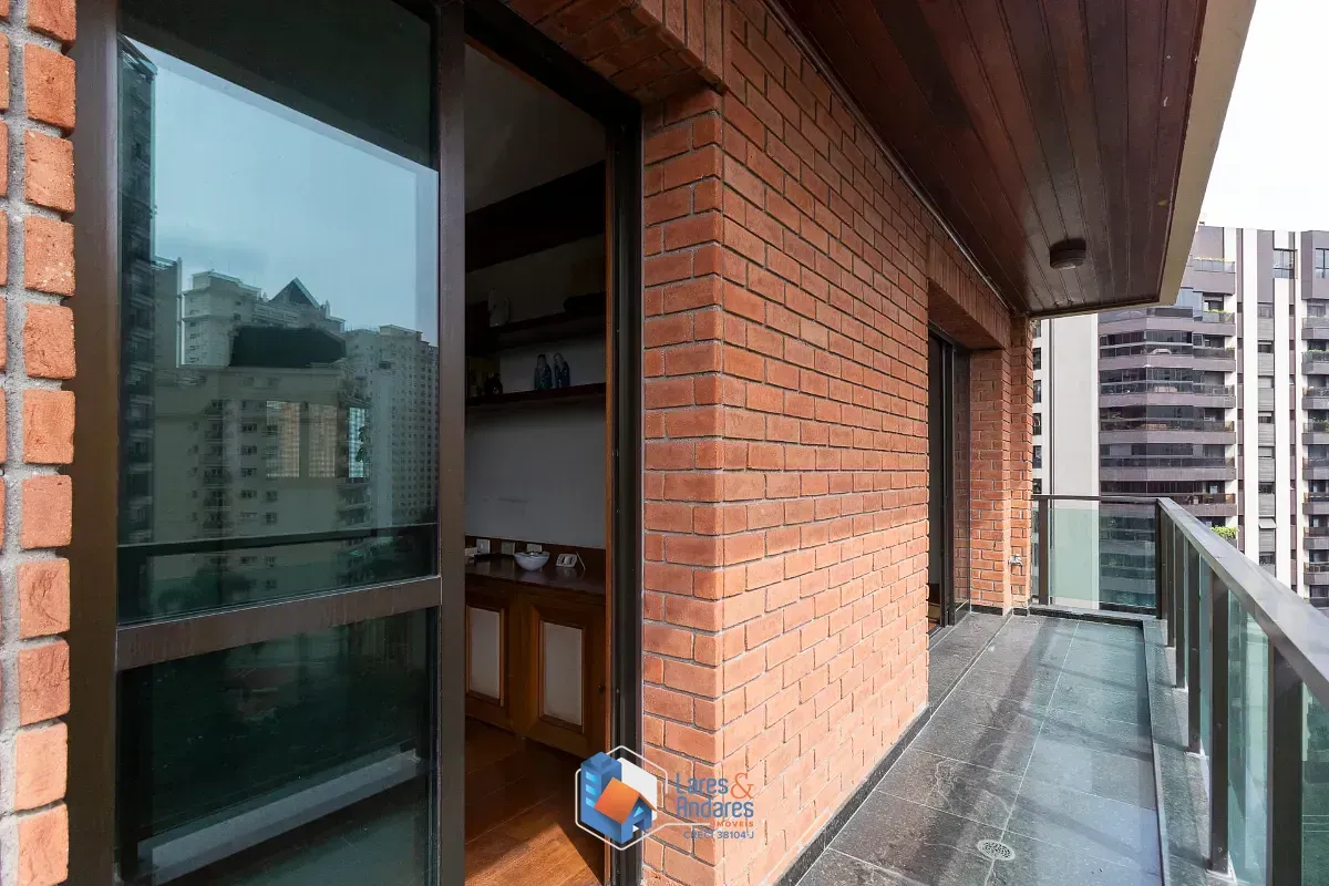 Imagem Apartamento para venda em Moema com 3 quartos, sendo 3 suítes, 325m²