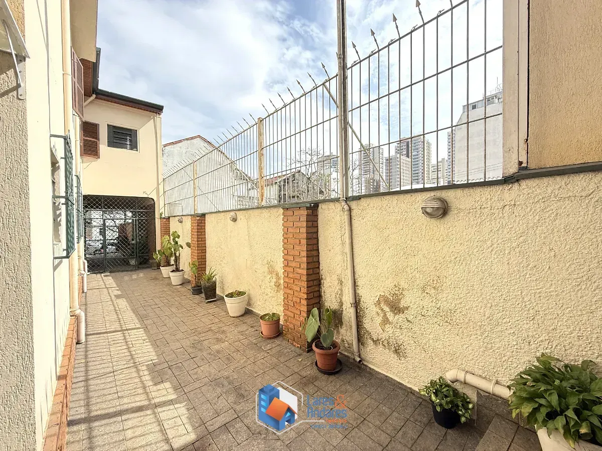 Imagem Sobrado para venda em Perdizes com 9 quartos, 213m²