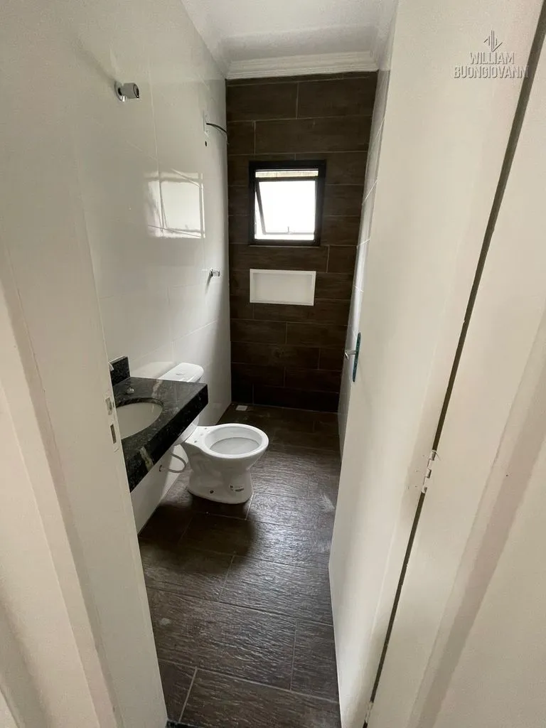 Imagem Belíssima Casa de Condomínio com 2 dormitórios
