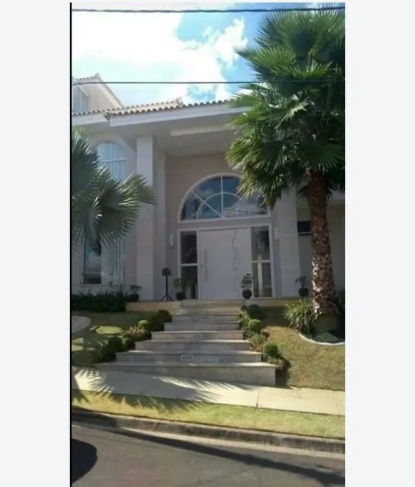 Imagem Casa Alto Padrão Localizada no Condominio Vila dos Inglezes.
