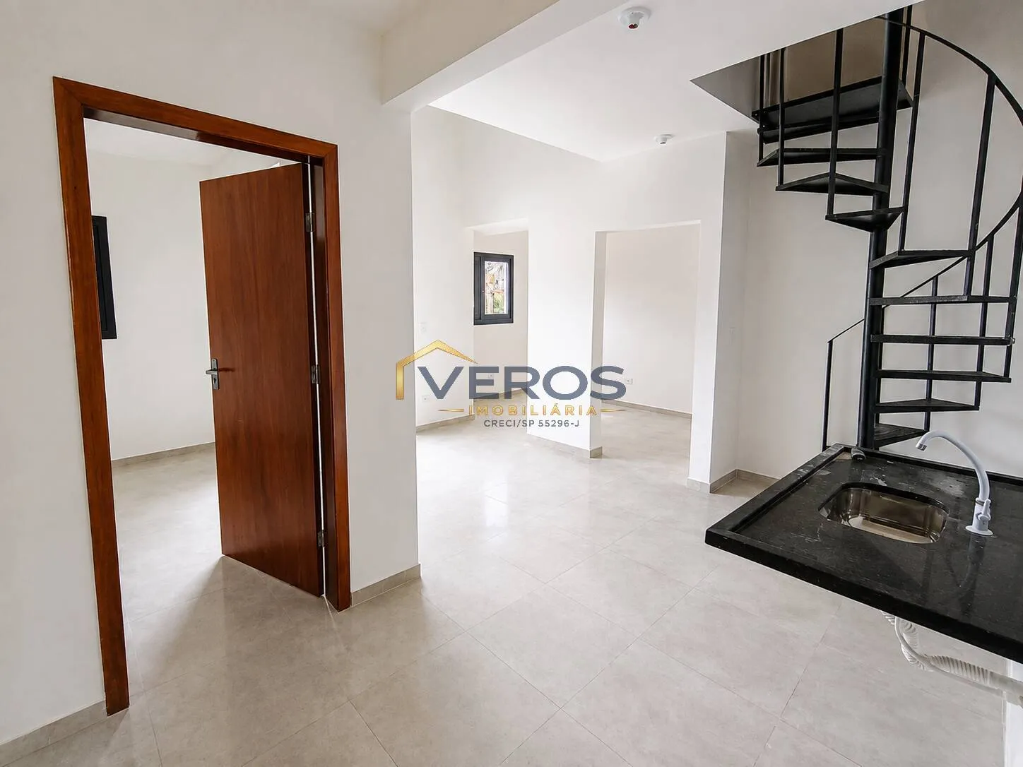 Imagem Apartamento novo a venda 300m da praia Massaguaçu em Caraguatatuba
