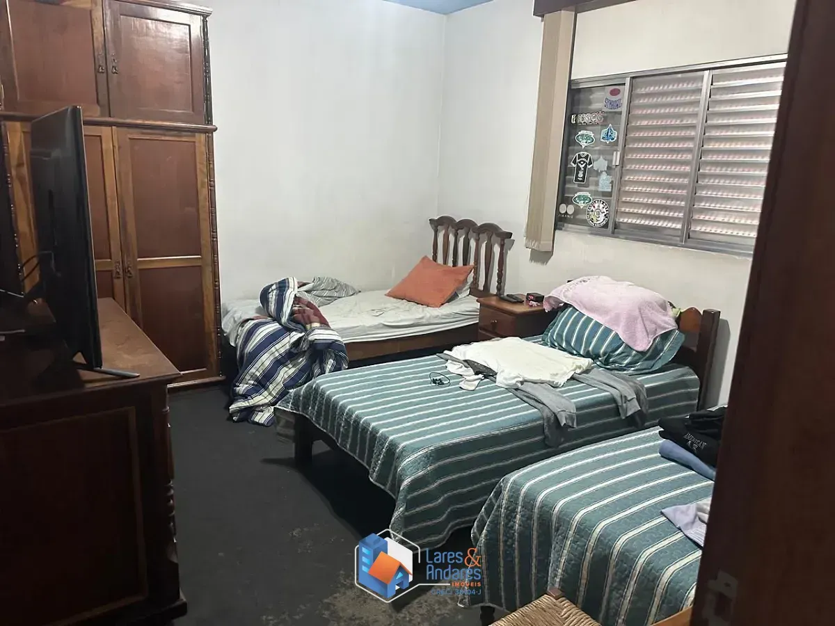 Imagem Sobrado para venda em Mirandópolis com 5 quartos, sendo 1 suíte, 140m²