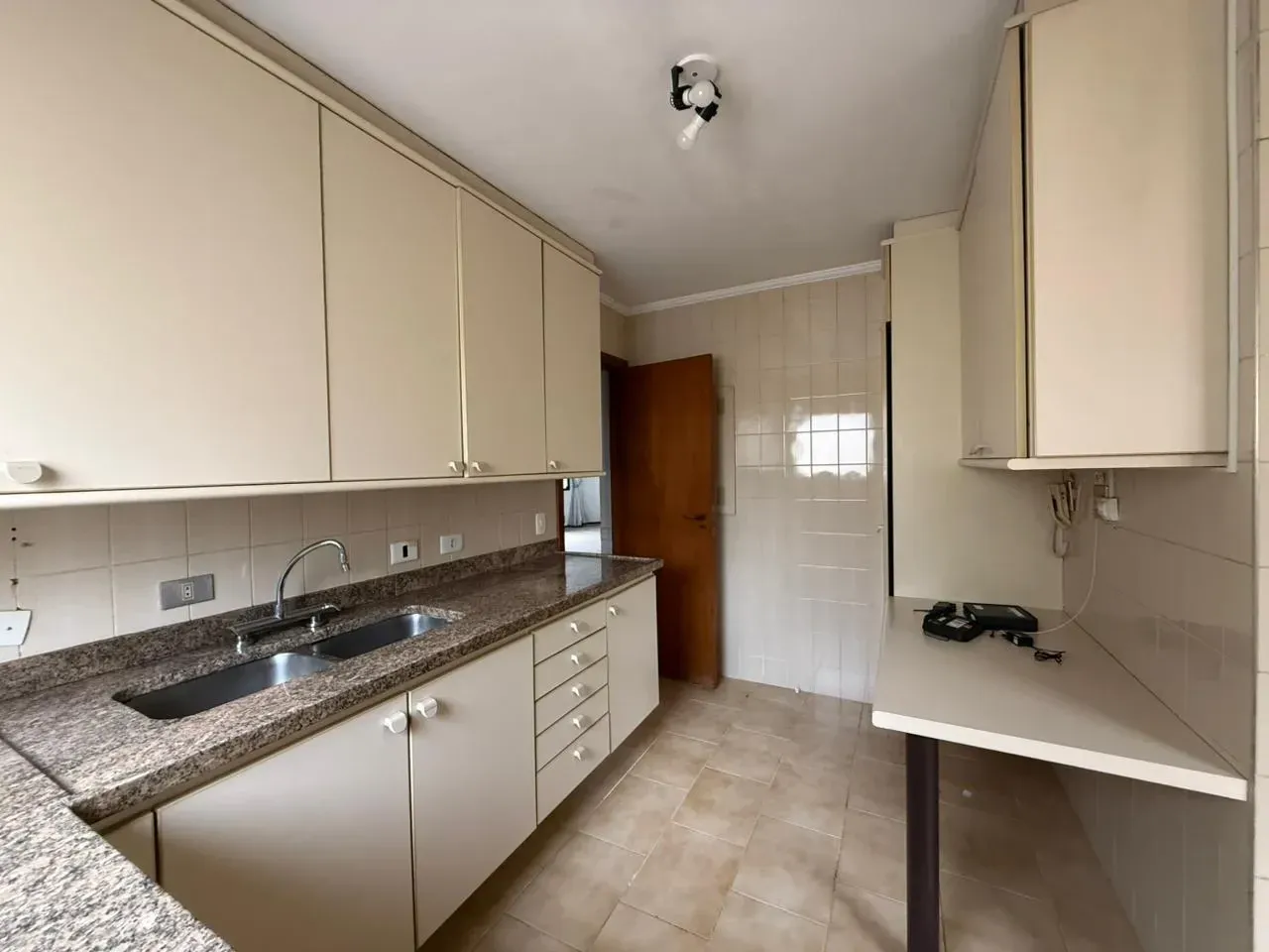 Imagem Apartamento com 2 Quartos à Venda, 140 m² em Jardim Paulista - São Paulo