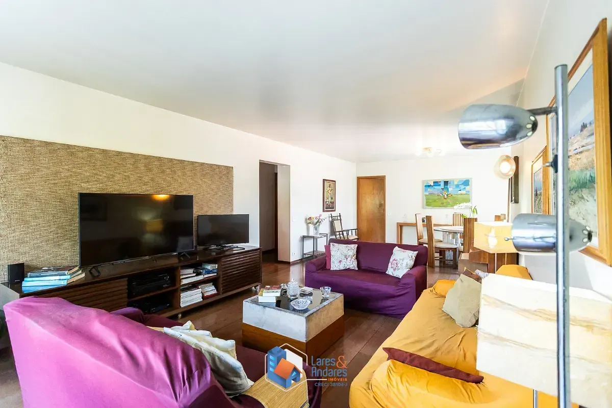 Imagem Apartamento para venda em Campo Belo com 3 quartos, sendo 1 suíte, 192m²