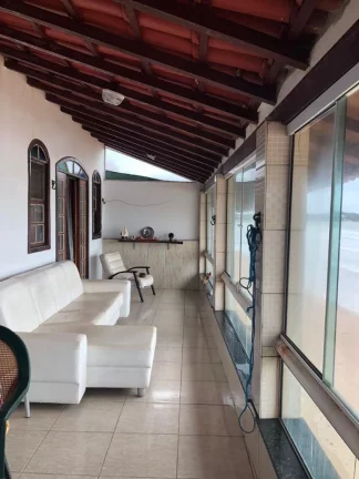 Imagem LINDA CASA COM 6 QUARTOS E 4 SUÍTES A VENDA A BEIRA MAR EM GUARAPARI ES