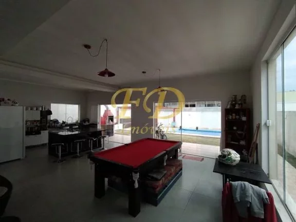 Imagem Sobrado em Condomínio Fechada.