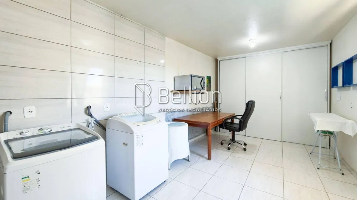 Imagem Sobrado com 3 quartos, 444m² de terreno e piscina na Estrada das Areias em Indaial