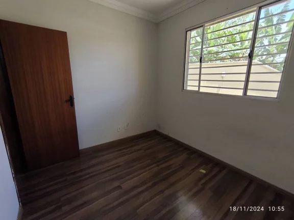 Imagem Oportunidade imperdível no coração de Ibirité! Casa 2 quartos em condomínio exclusivo com apena...