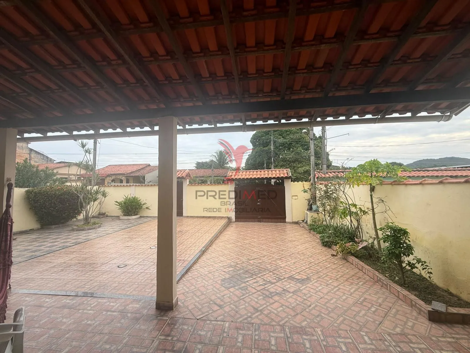 Imagem Casa á venda com área externa, garagem para 5 carros, no Canellas City