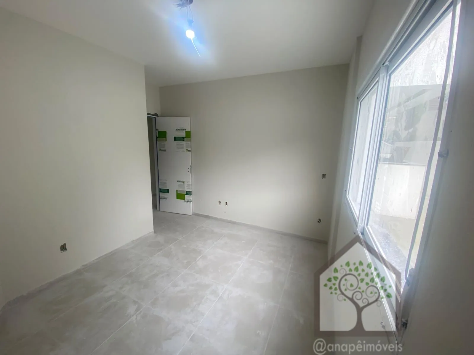 Imagem Apartamento 2 dormitórios à venda próximo à UFSC