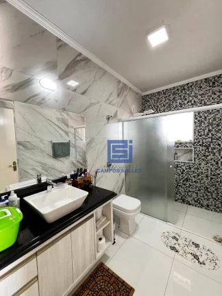 Imagem Casa com 3 dormitórios à venda, 273 m² por R$ 950.000 - Bela Vista - Socorro/SP