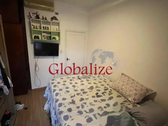 Imagem Casa à venda com 168m², 3 quartos, 1 suíte, churrasqueira, 1 vaga, por R$705.000,00 em Santos