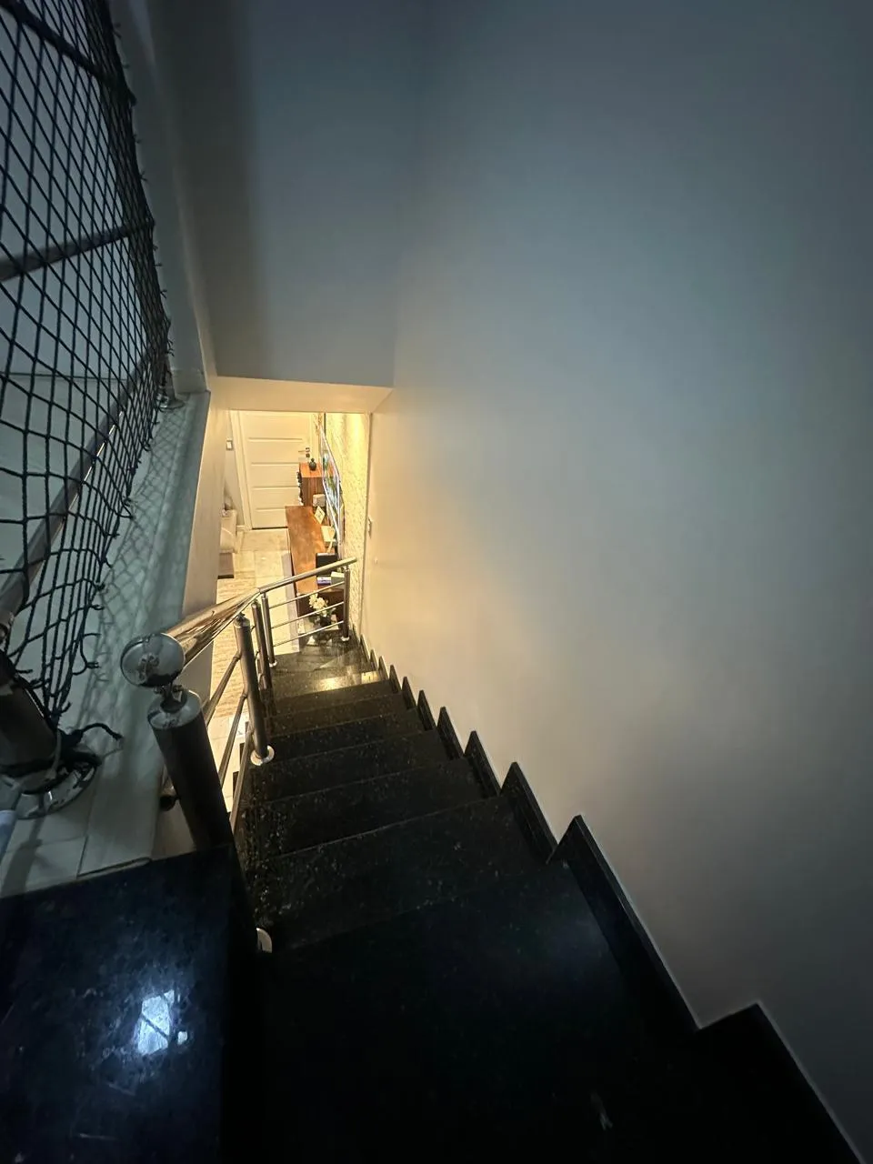 Imagem VENDO SOBRADO EM CONDOMÍNIIO FECHADO NO BAIRRO CAMPO GRANDE!