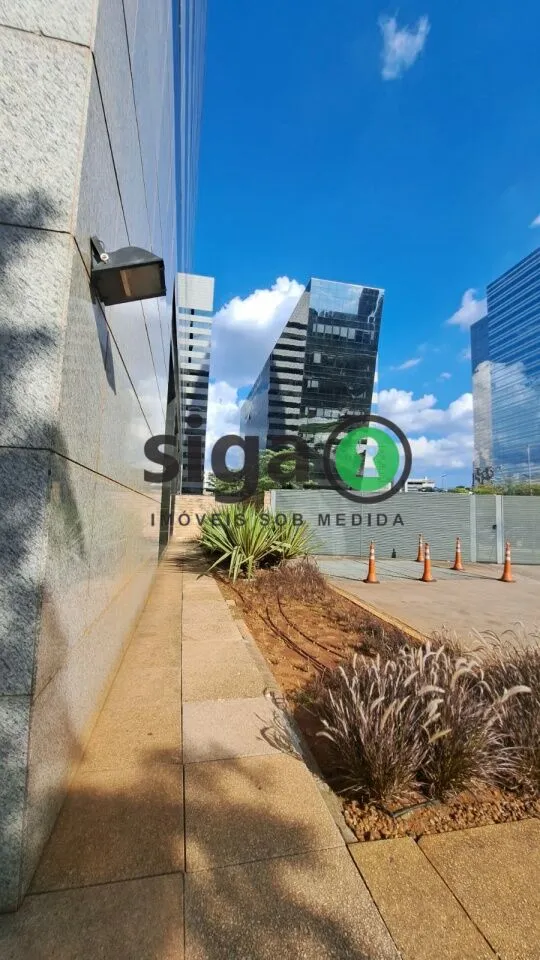 Imagem LOJA COMERCIAL 353m² PARA LOCAÇÃO NO ROCHAVERA COPORATE NO BROOKLIN CHUCRI ZAIDAN