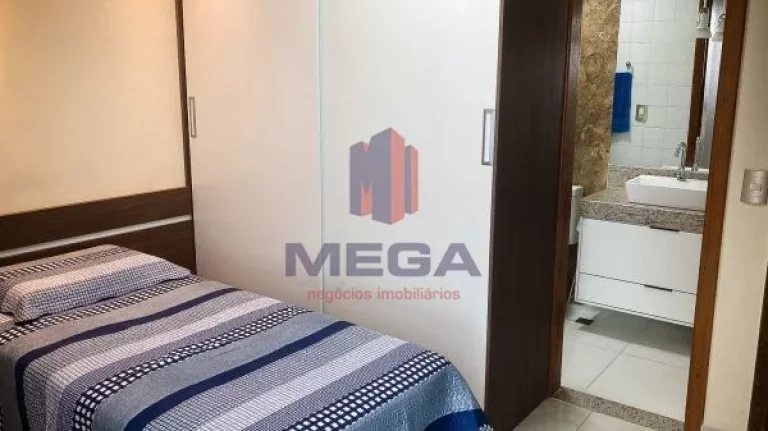 Imagem Apartamento 3 Quartos com 1 Suíte - Frente para o Mar Com Preço de 2 Quartos