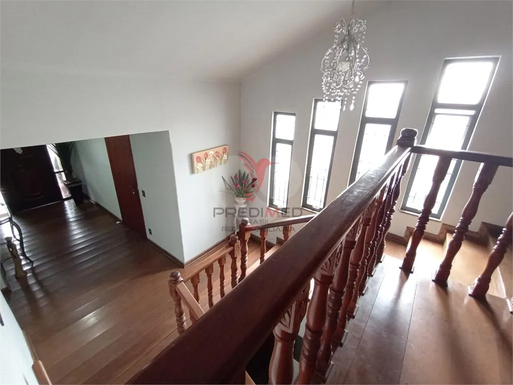 Imagem Casa de 4 quartos, 276m² no bairro Centro, em Lençóis Paulista