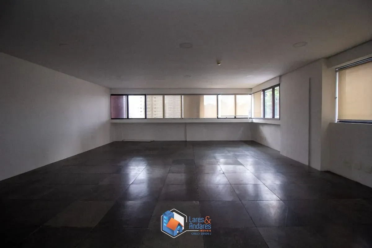Imagem Conjunto comercial para venda em Vila Monte Alegre, 135m²