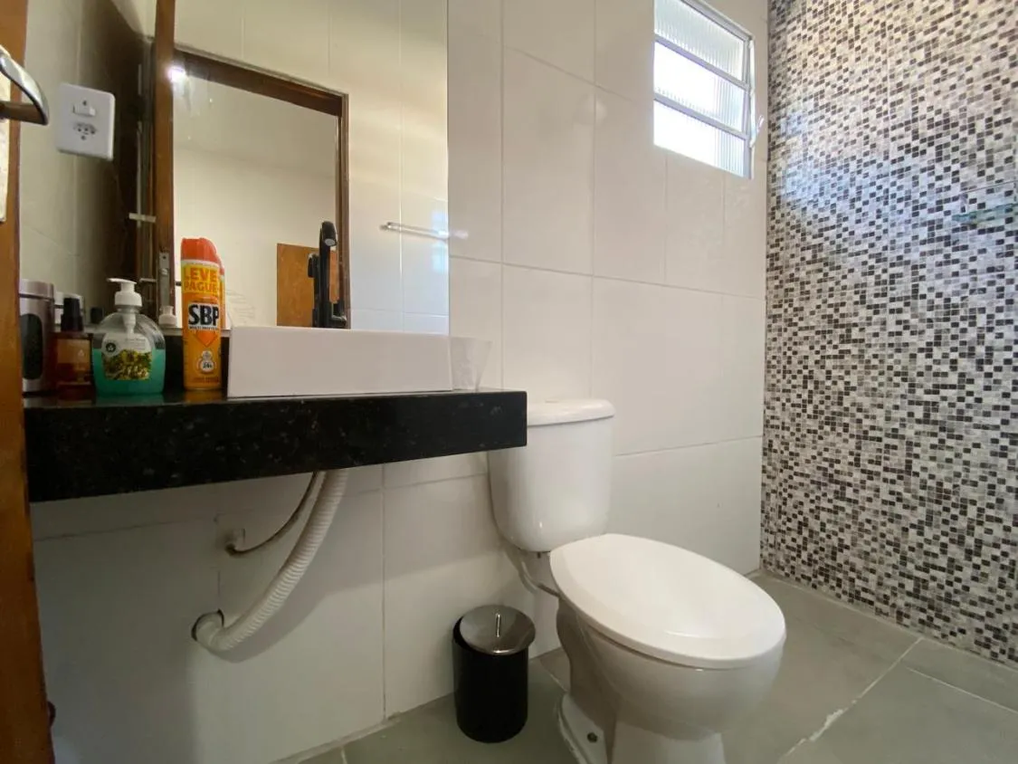Imagem LINDA CASA EM CONDOMINIO COM PISCINA A 800 METROS DO MAR NO CIBRATEL II EM ITANHAEM