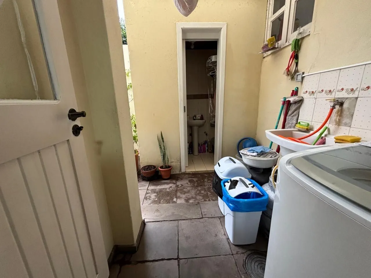 Imagem Excelente Casa 2 Dormitórios em Condomínio Fechado