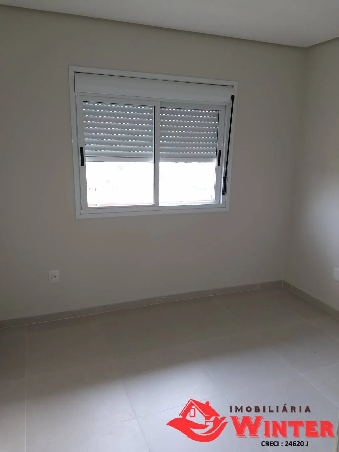 Imagem Apartamento novo, com 3 dormitórios e 2 box no centro de Feliz.