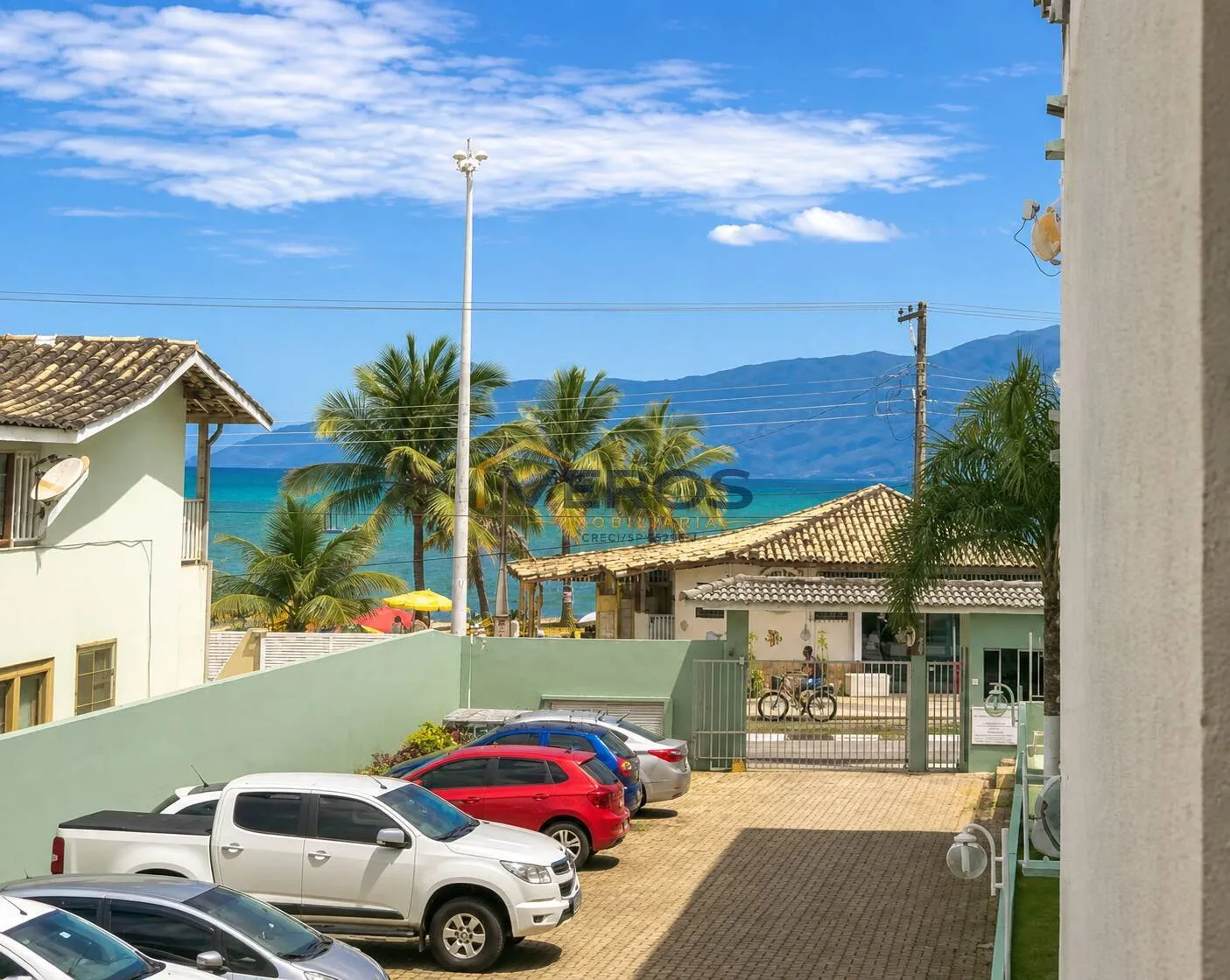 Imagem Apartamento na orla da praia com vista para o Mar na Martim de Sá - Caraguá