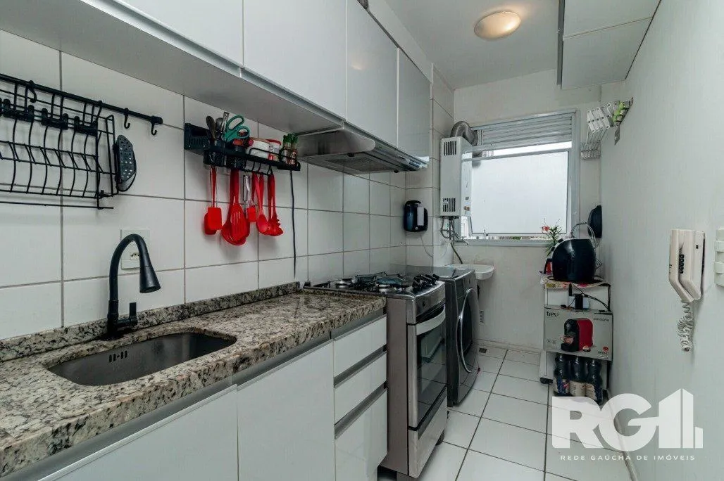 Imagem Apartamento com suíte e churrasqueira e infraestrutura completa de lazer
