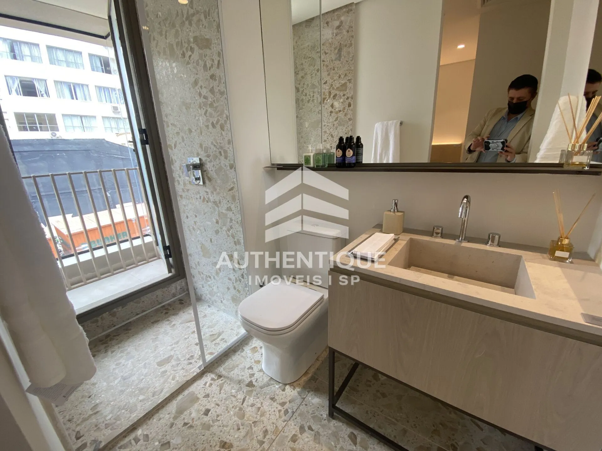 Imagem CASA JARDINS JAÚ - Apartamento Alto Padrão no bairro Jardins à venda