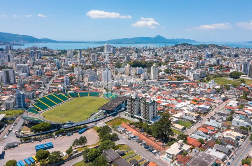 Imagem PRONTO PARA MORAR - APARTAMENTO COM 3 DORMITÓRIOS (2 SUÍTES) E 111 m² NO CORAÇÃO DO ESTREITO - FLORIANÓPOLIS/SC