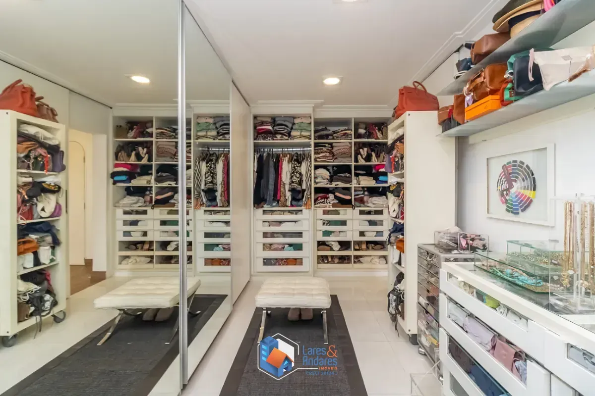 Imagem Apartamento para venda em Aclimação com 3 quartos, sendo 2 suítes, 200m²