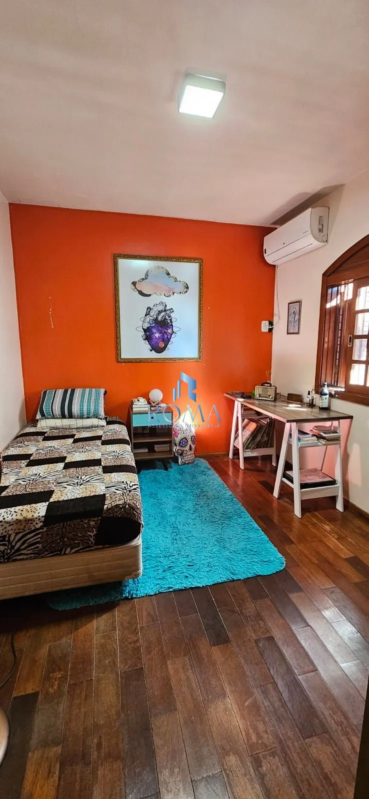 Imagem Casa de 3 dormitórios na Avenida Medianeira!