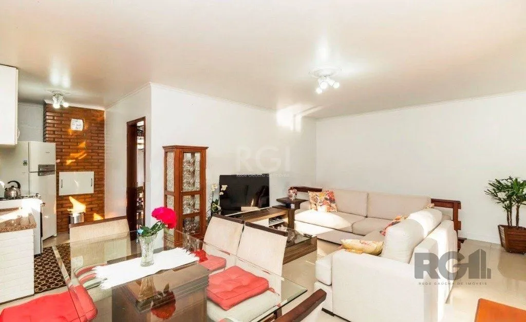 Imagem Casa de 266m² - 5 dormitórios, 5 vagas no bairro São João