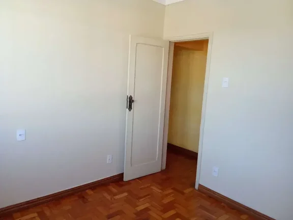Imagem Apartamento para alugar em Barbacena, Centro, com 4 quartos