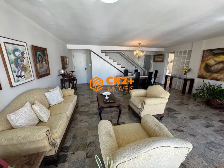 Imagem Vendo cobertura duplex com vista para o mar -230m² -4 quartos \ 3 suítes