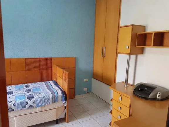 Imagem Sobrado mobiliado à venda, 210m² área construída 3 Dormitorios 4 Vagas