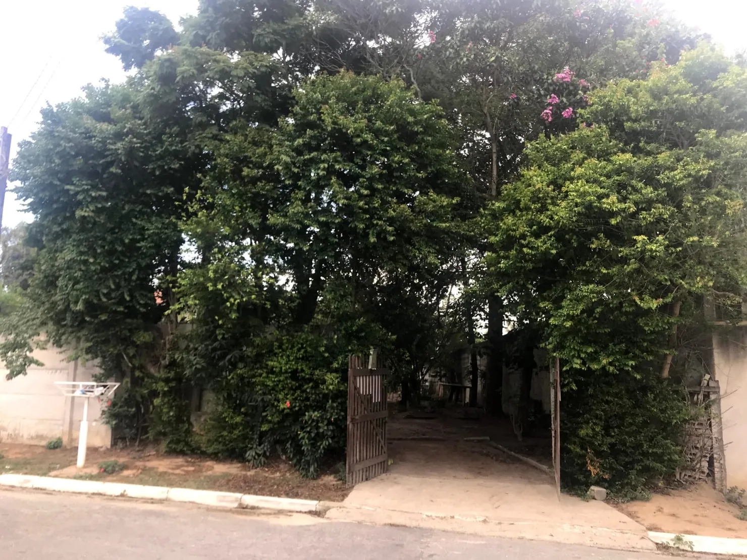 Imagem Casa à venda 810M², Vila São Benedito, Pindamonhangaba - SP