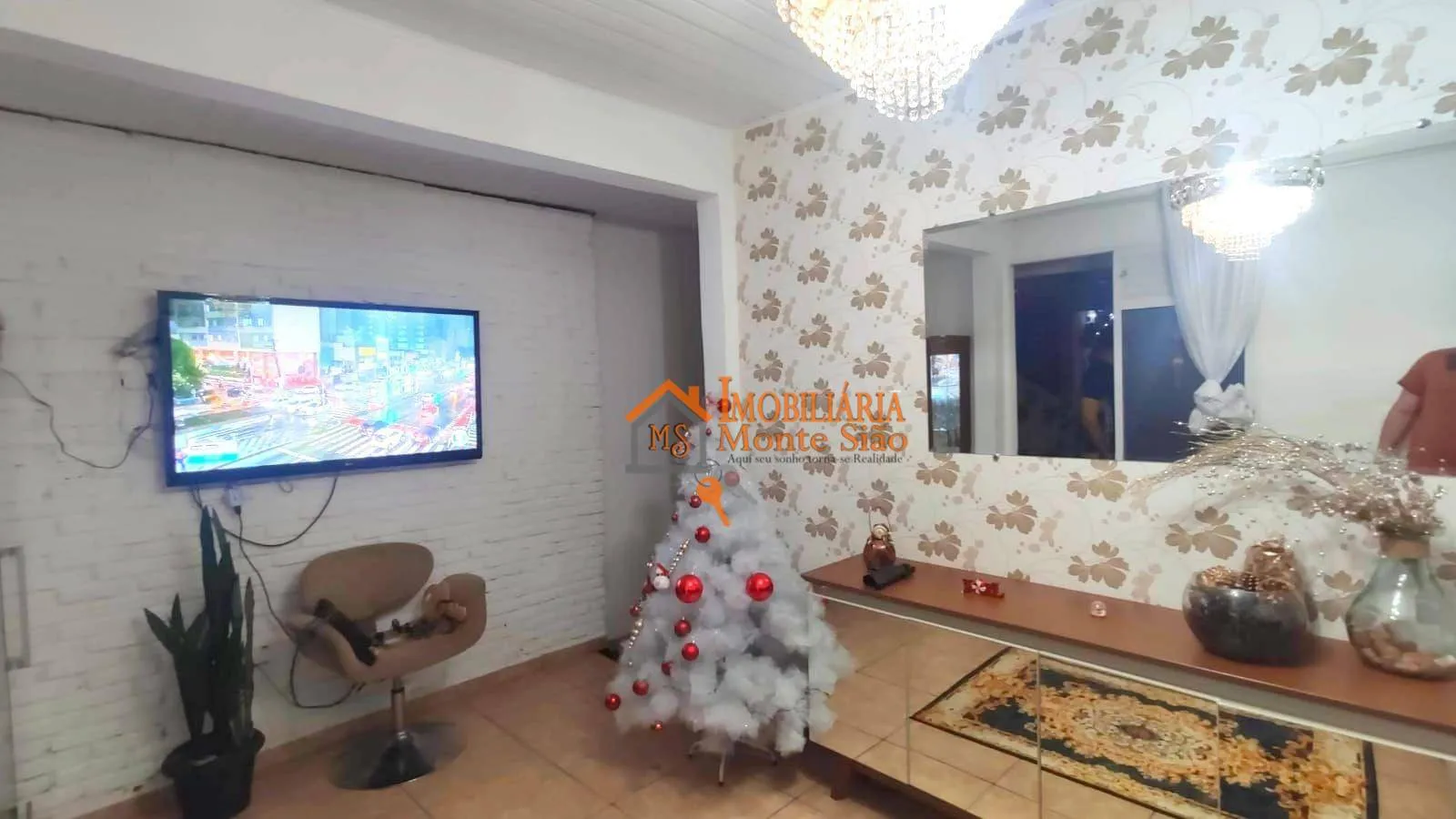 Foto do imóvel Casa com 4 dormitórios à venda, 200 m² por R$ 749.900,00 - Jardim Adriana - Guarulhos/SP